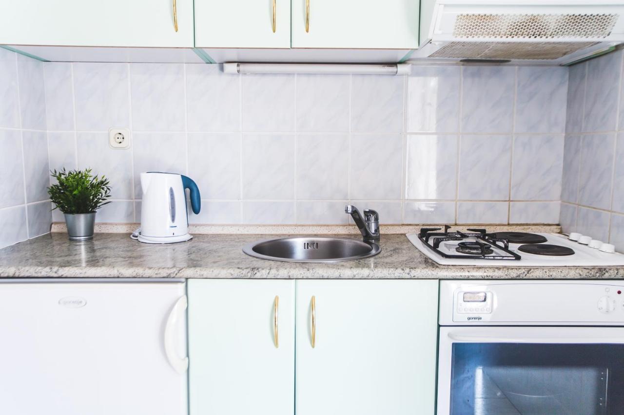Apartmani Males ロゴズニッツァ エクステリア 写真
